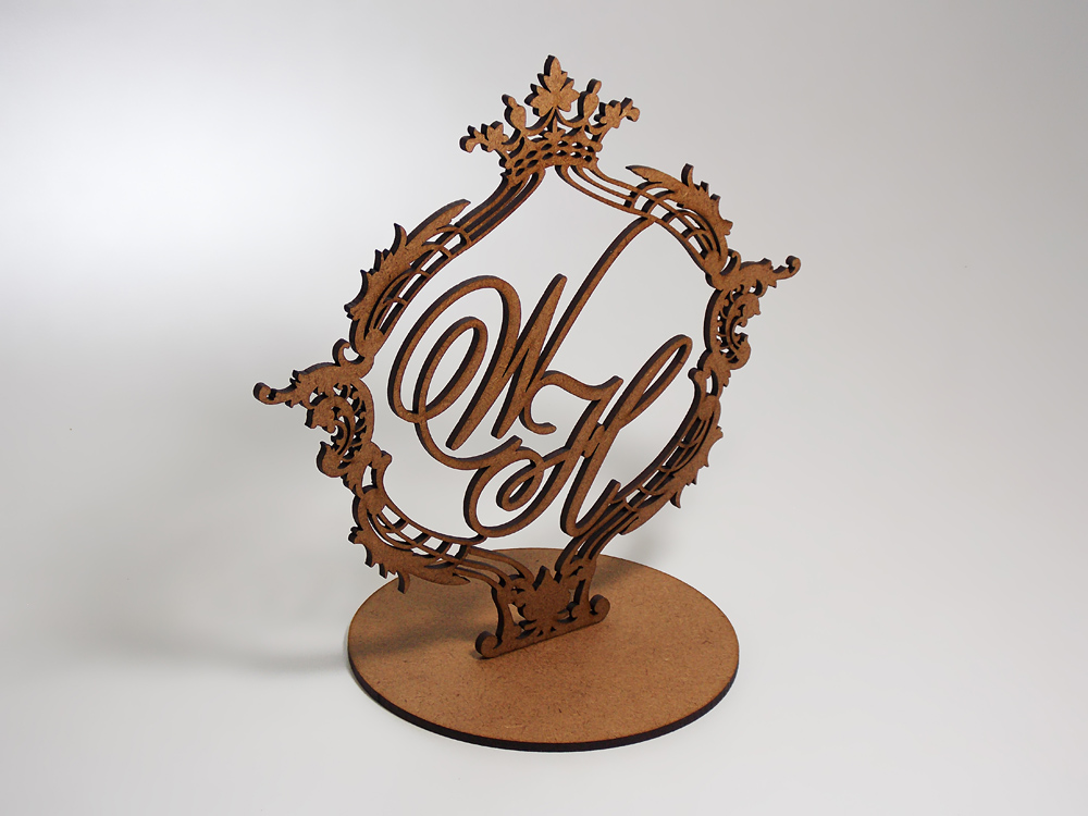 TOPO-DE-BOLO-BRASÃO-MDF-CASAMENTO
