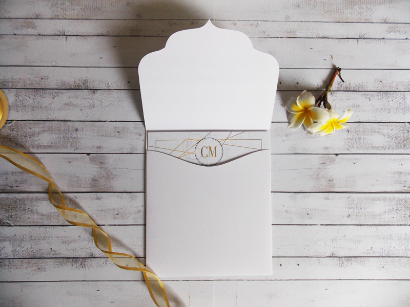 CONVITE-SIMPLES---ENV.-BICO-COM-DETALHES-VERTICAL