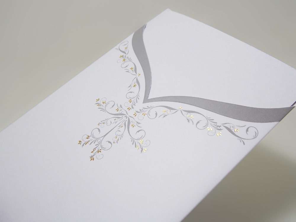 CONVITE-DE-CASAMENTO-TERNINHO-E-VESTIDO