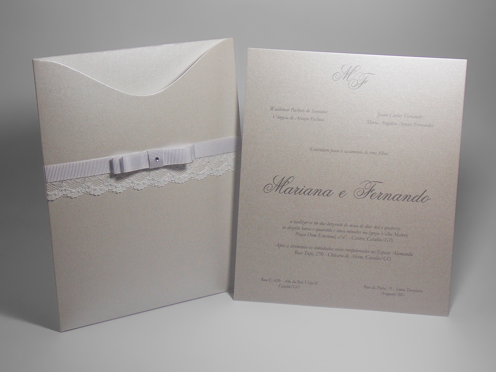 CONVITE-DE-CASAMENTO-PEROLADO-COM-RENDA