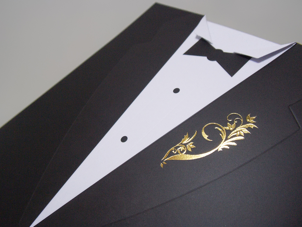 CONVITE-DE-CASAMENTO-TERNINHO-E-VESTIDO